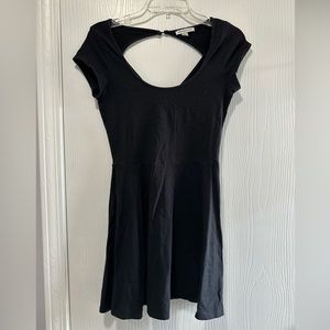 American eagle black short sleeve mini dress size small - great condition
